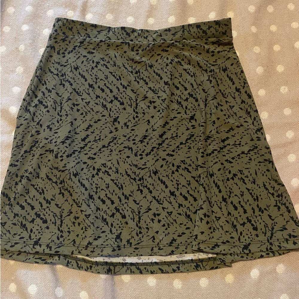 Army Green Patterned High-Waisted Skirt